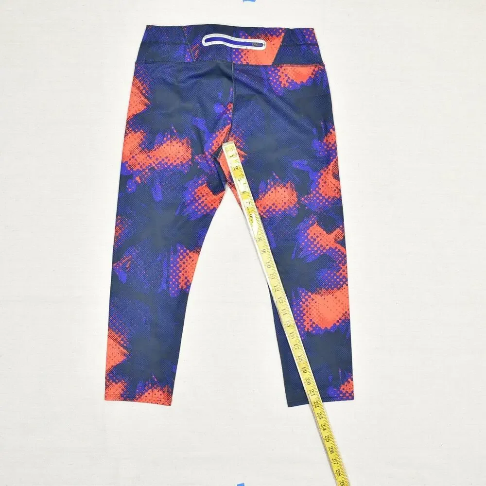 Athleta Women Pull On Capri Legging Geometric Polyester Multicolor Size M Gym